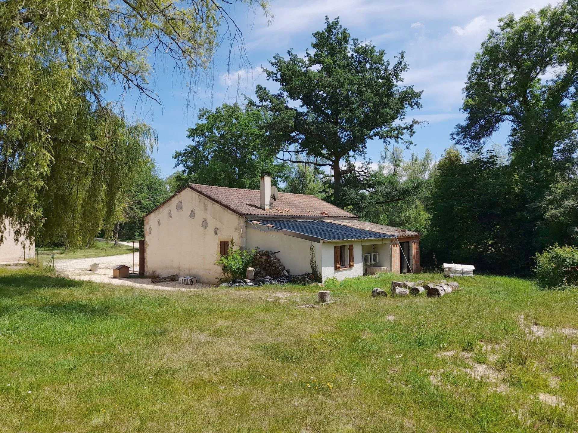 Hus i Paulhiac, Nouvelle-Aquitaine 12135951