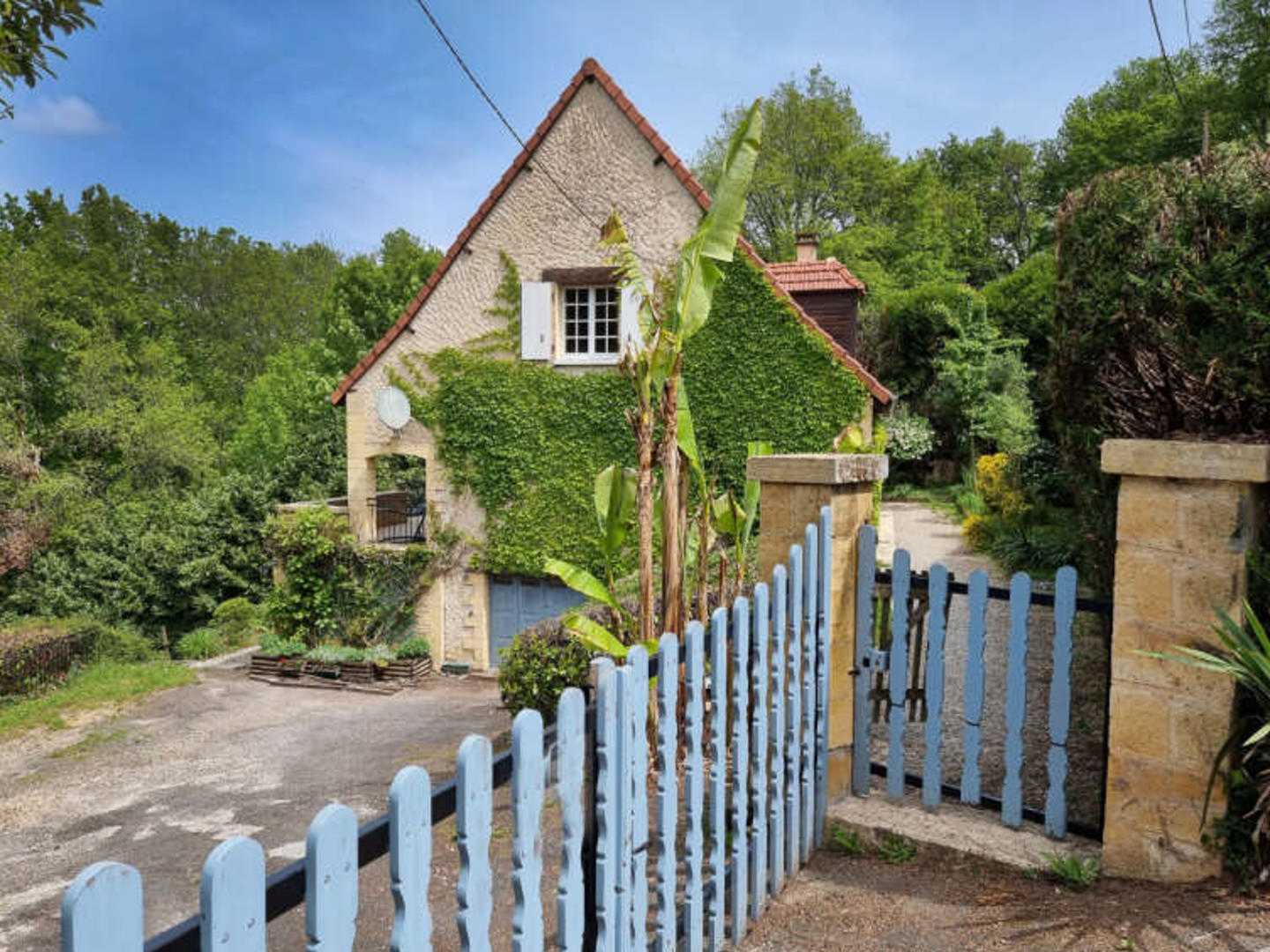 Rumah di Saint-Cyprien, Nouvelle-Aquitaine 12135969