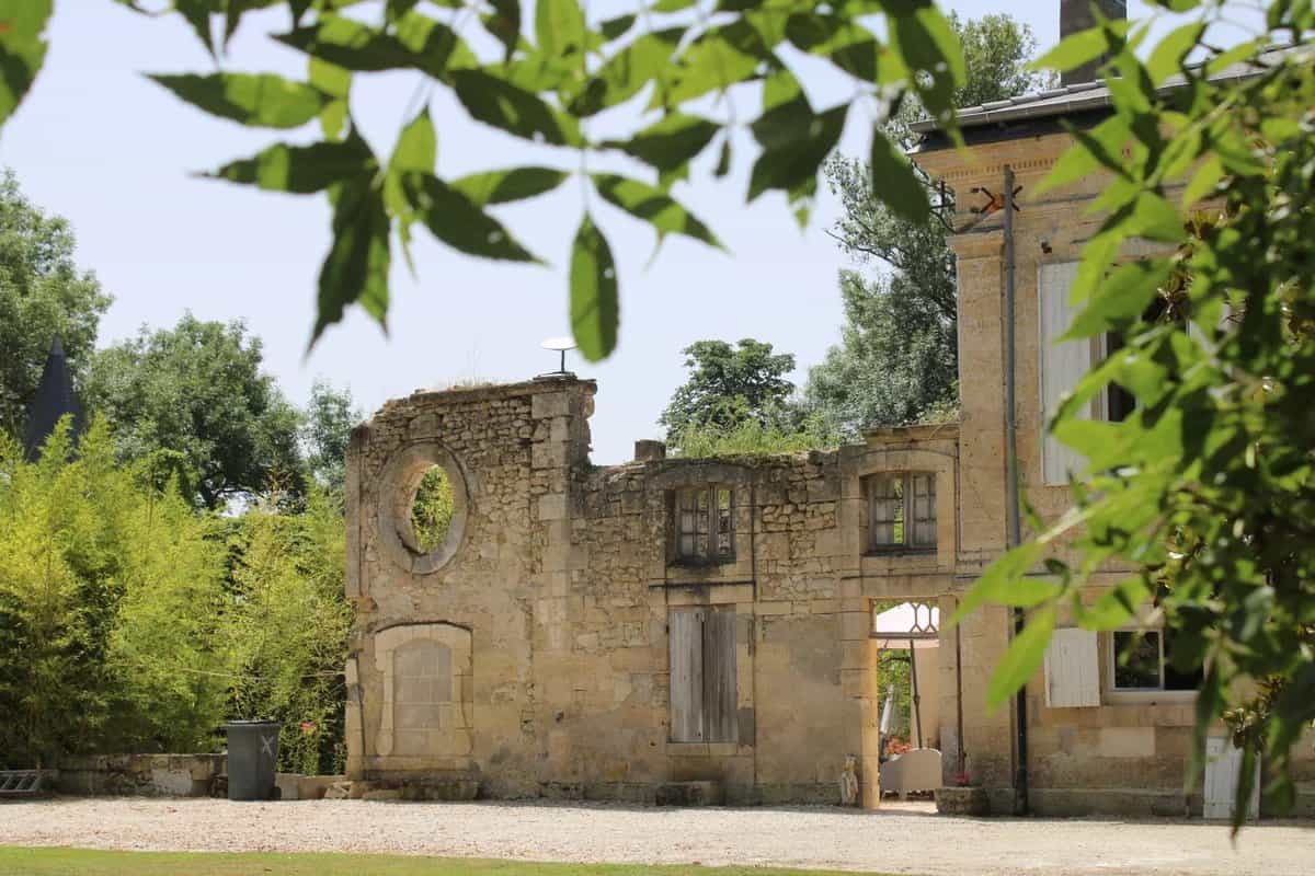 Andere in Blaye, Nouvelle-Aquitaine 12135970