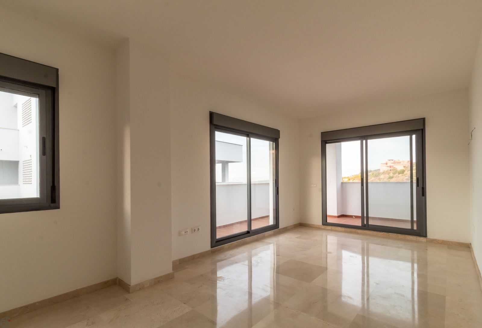 Condominium in Manilva, Andalusia 12136029