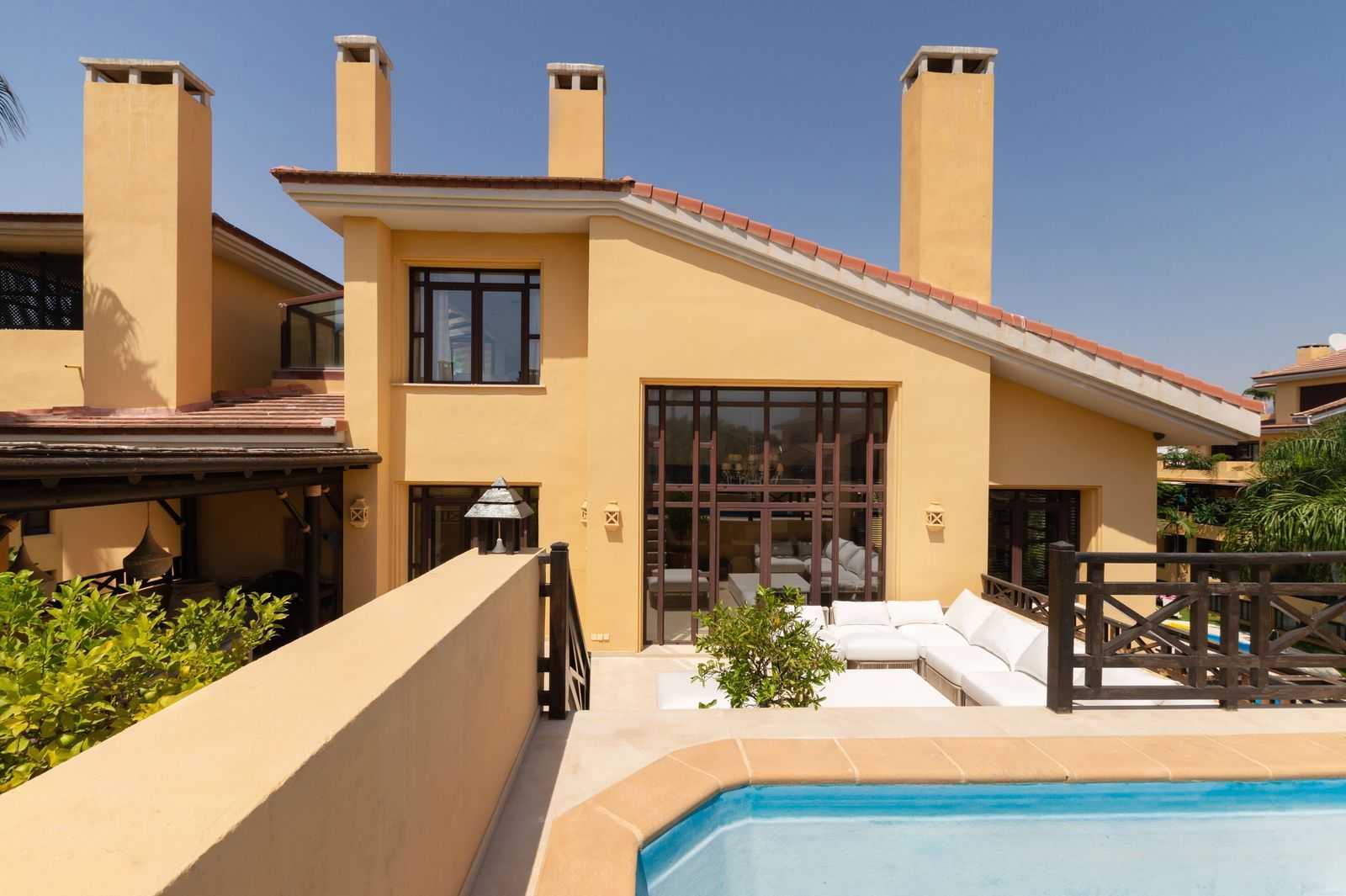 Hus i , Andalusia 12136055