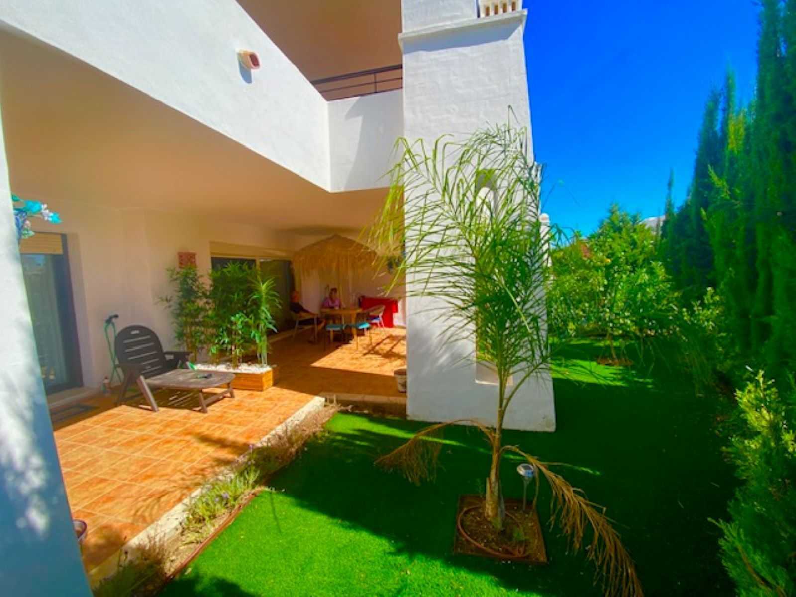 Condominium in Puerto de la Duquesa, Andalusia 12136066