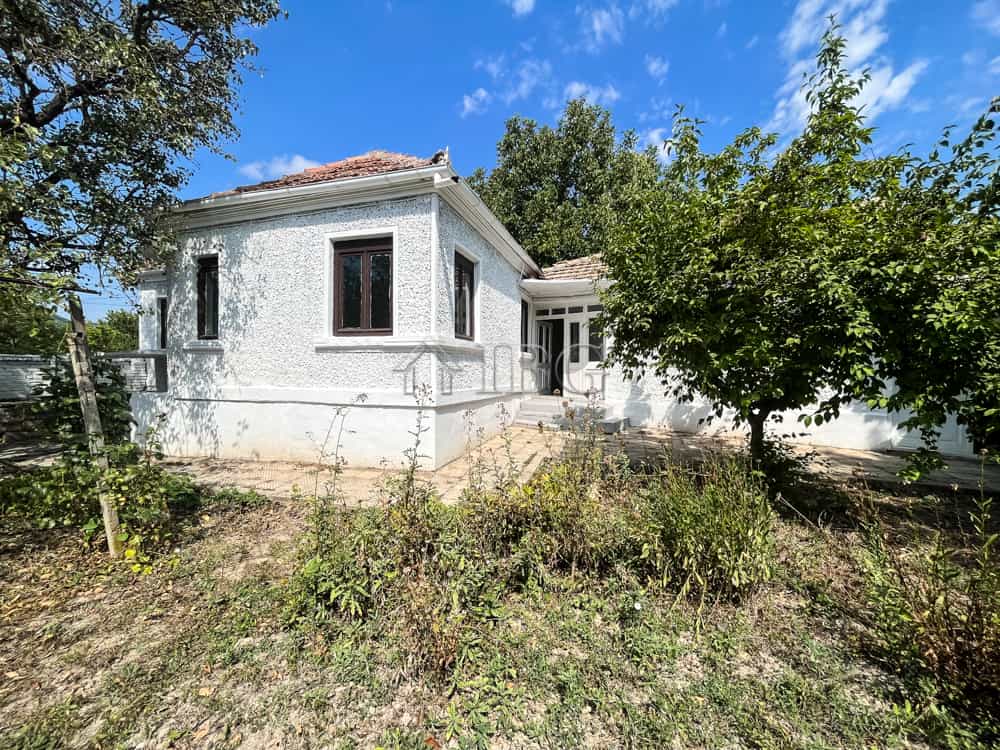 House in Provadia, Varna 12136070