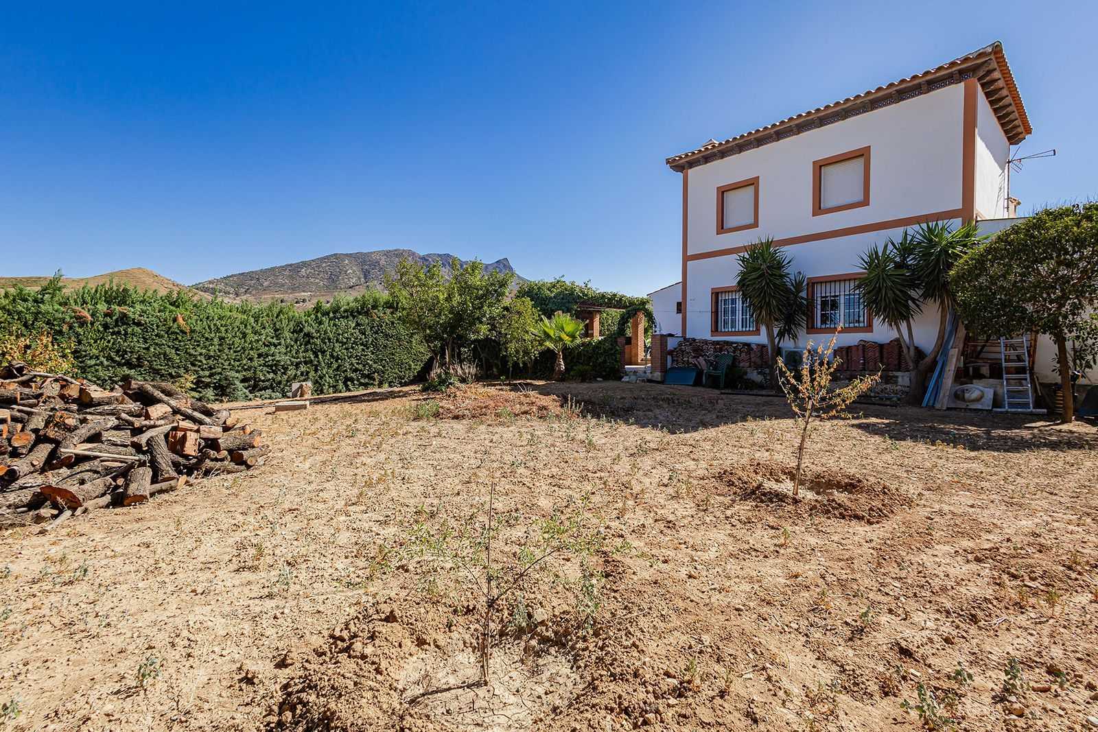 Dom w Ardales, Andaluzja 12136244