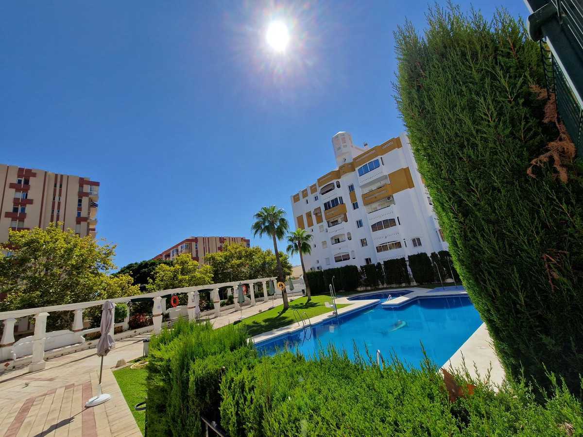 Condominium in Arroyo de la Miel, Andalusia 12136317