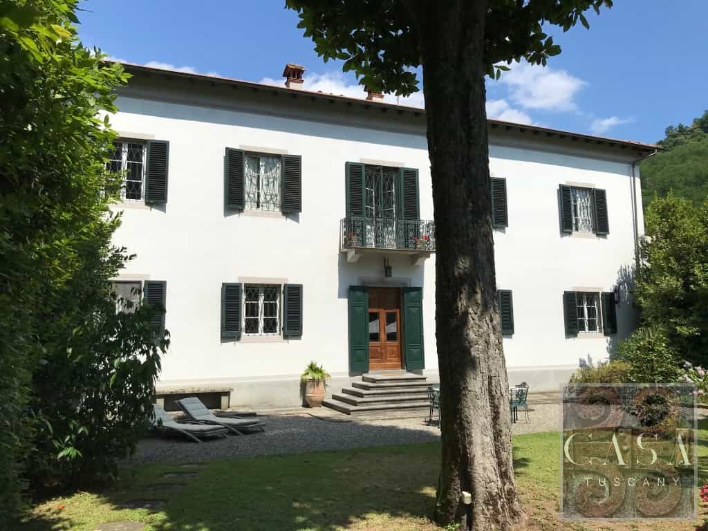 Talo sisään Bagni di Lucca, Toscana 12136838