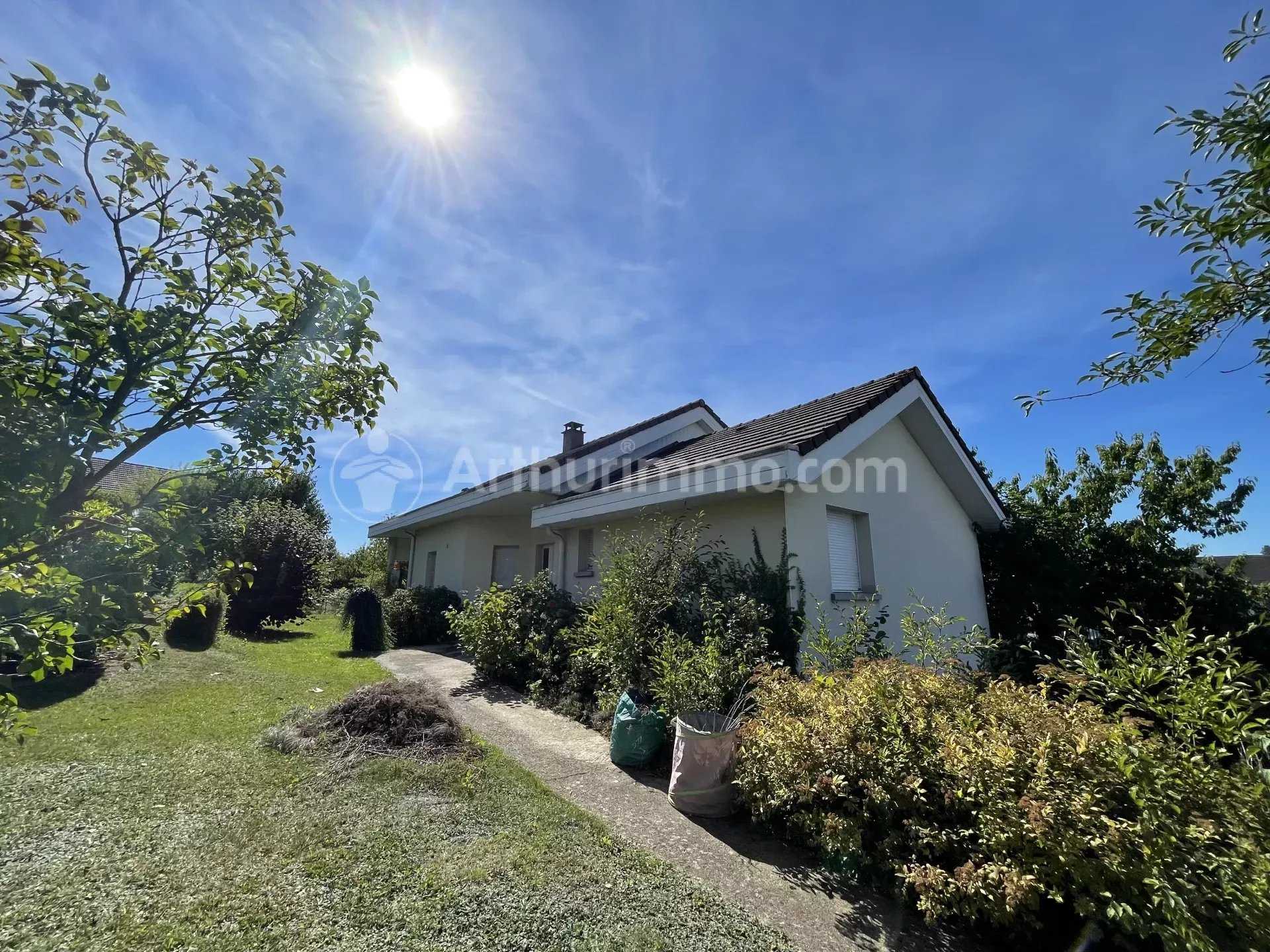 House in Seloncourt, Doubs 12136941