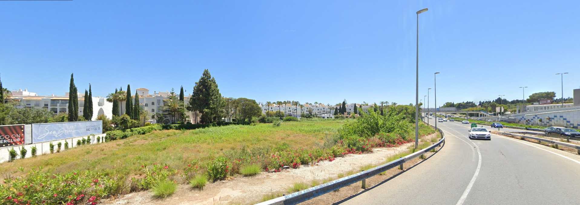 Commercial in Marbella, Andalusia 12137540