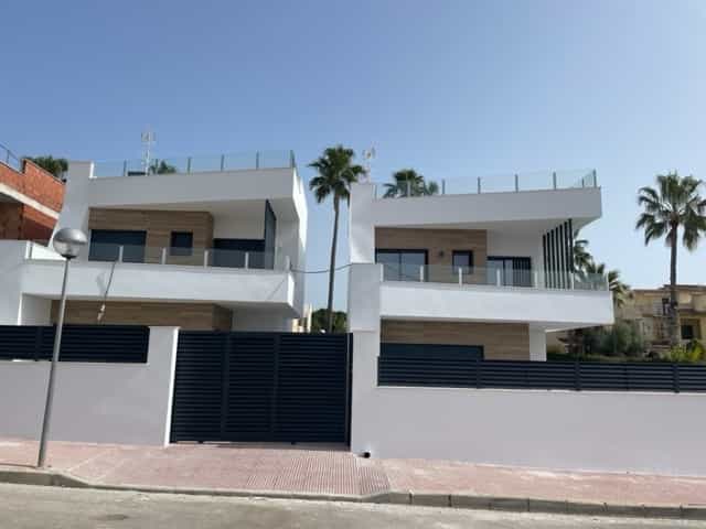 House in San Miguel de Salinas, Valencia 12138775