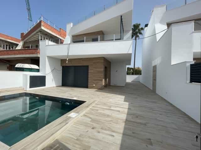 House in San Miguel de Salinas, Comunidad Valenciana 12138775