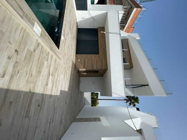 House in San Miguel de Salinas, Comunidad Valenciana 12138775