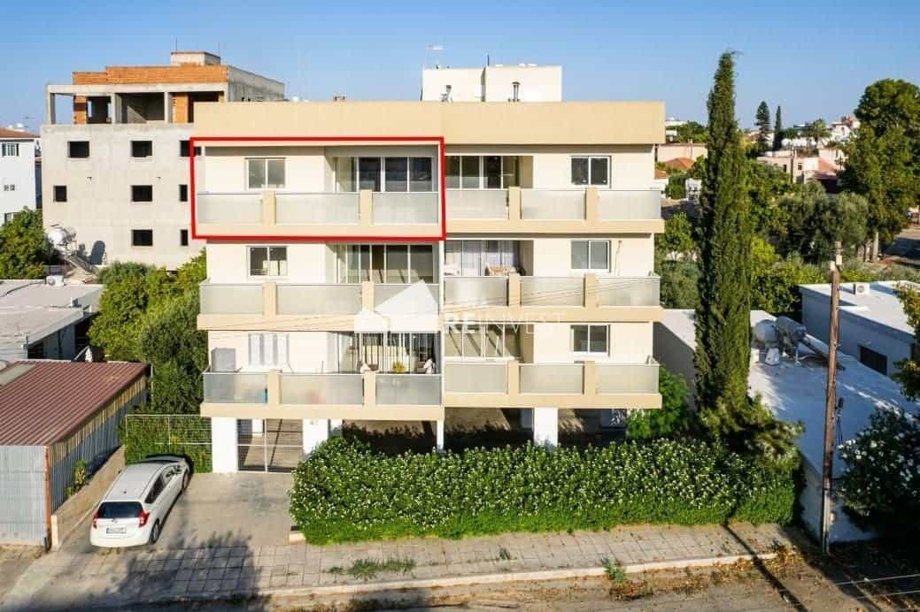 Condominio nel Nicosia, Lefkosia 12139985