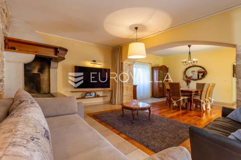 Huis in Rakalj, Istarska županija 12140043