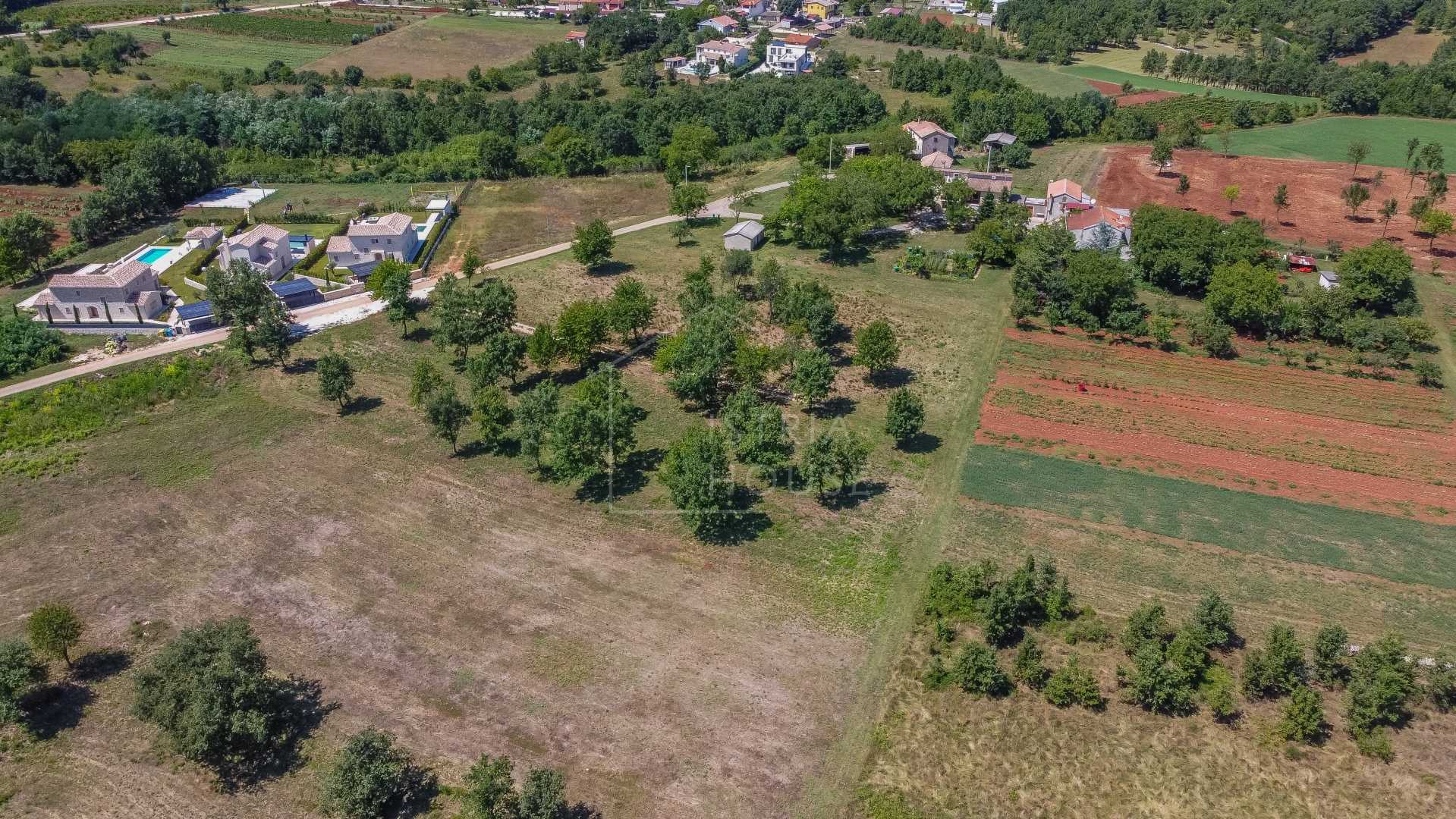 Tanah dalam Porec, Istarska Zupanija 12140112