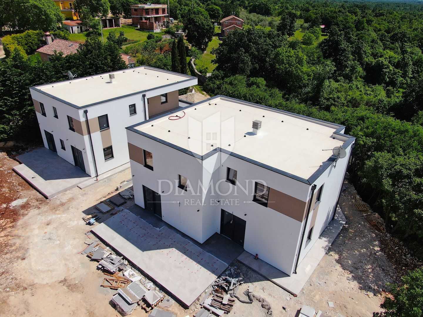 Dom w Smoljanci, Istarska županija 12140256