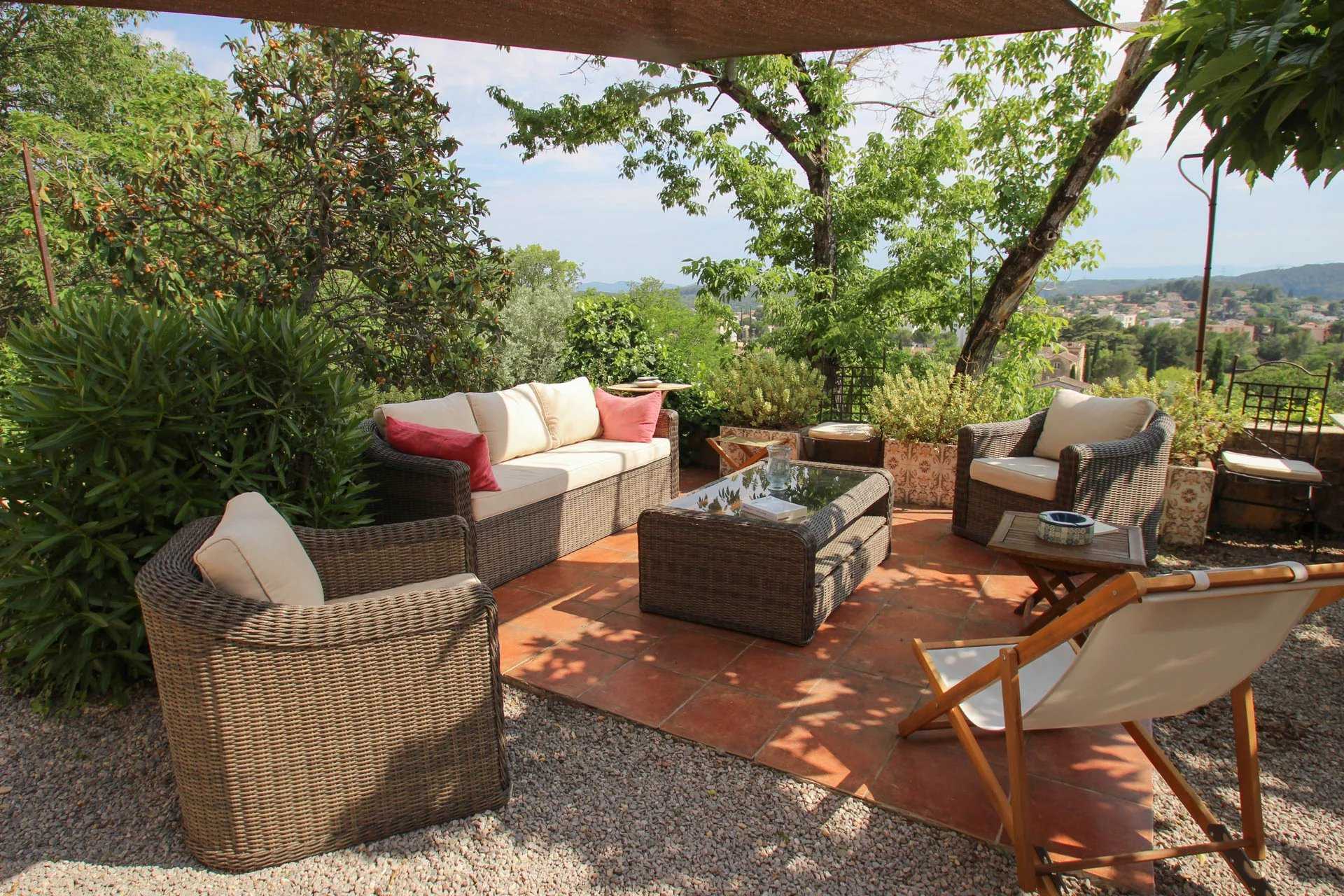 Rumah di Dragoignan, Provence-Alpes-Cote d'Azur 12140977