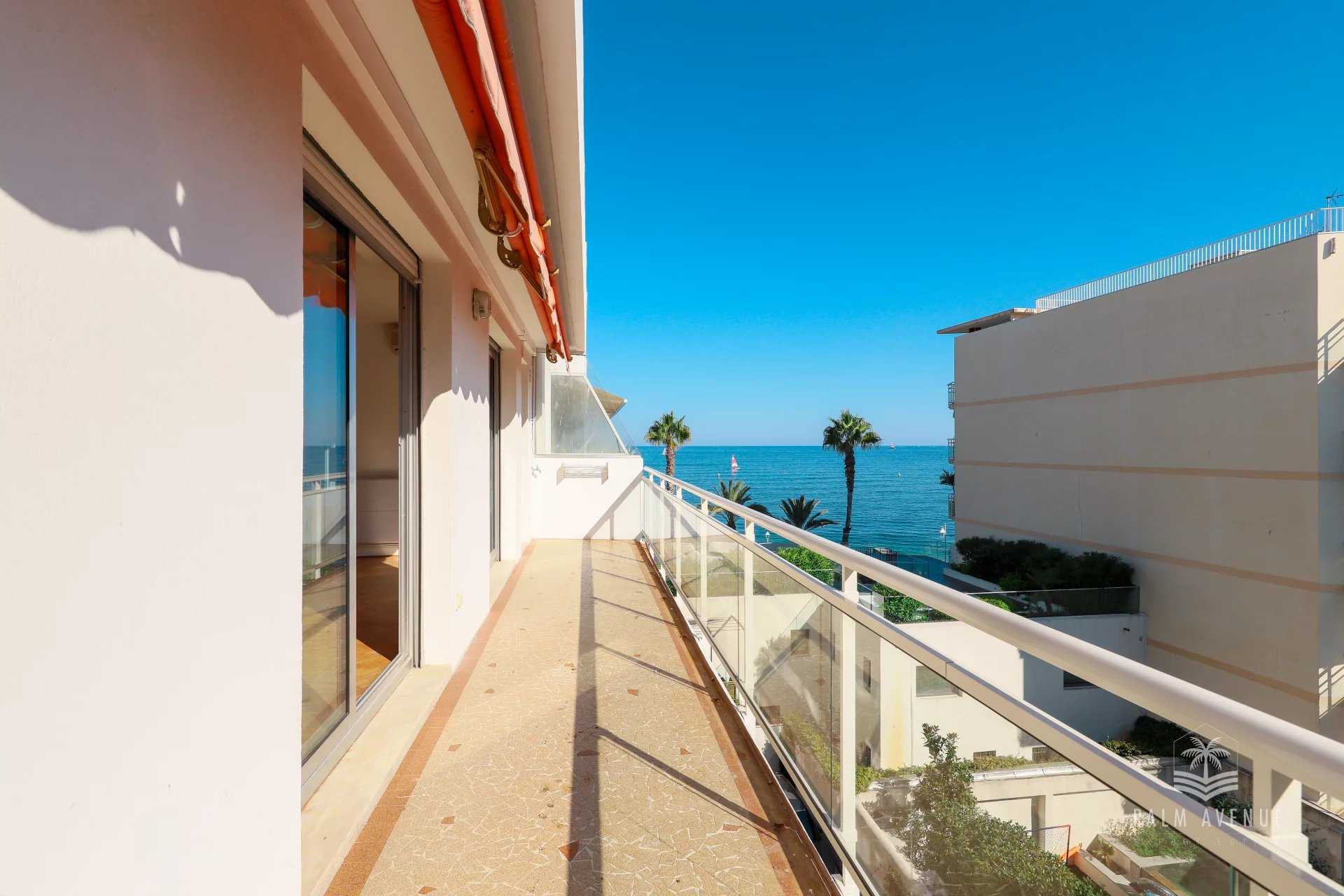Eigentumswohnung im Cannes, Provence-Alpes-Côte d'Azur 12141433