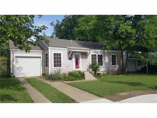 House in Benbrook, Texas 12141441