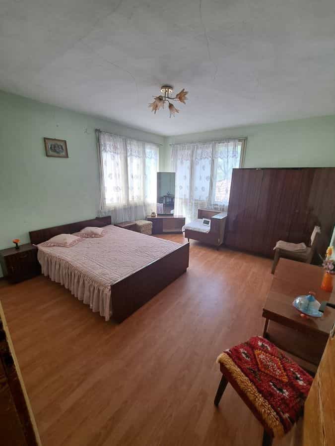 House in Plachkovtsi, Gabrovo 12141713