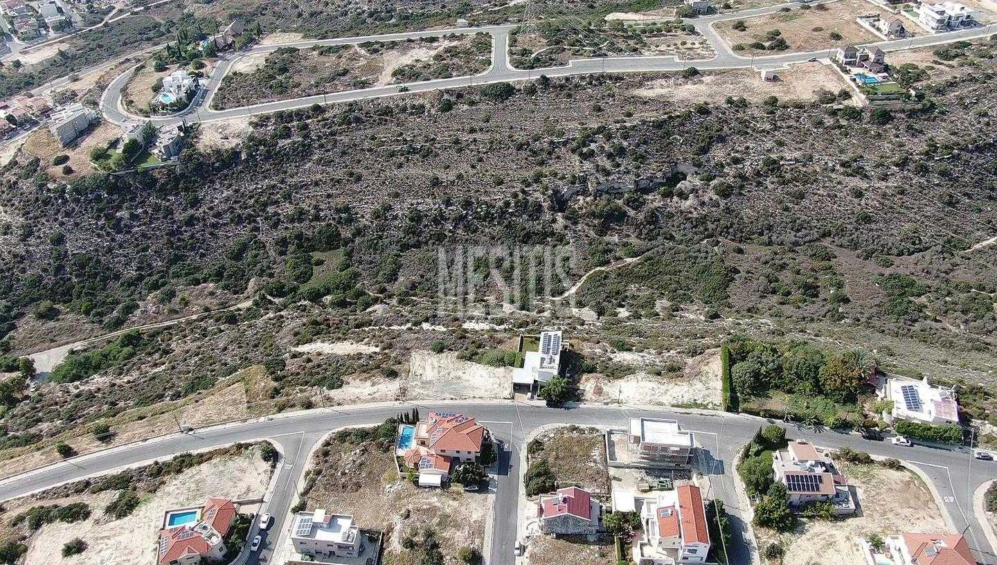 Land in Athienou, Larnaka 12141988