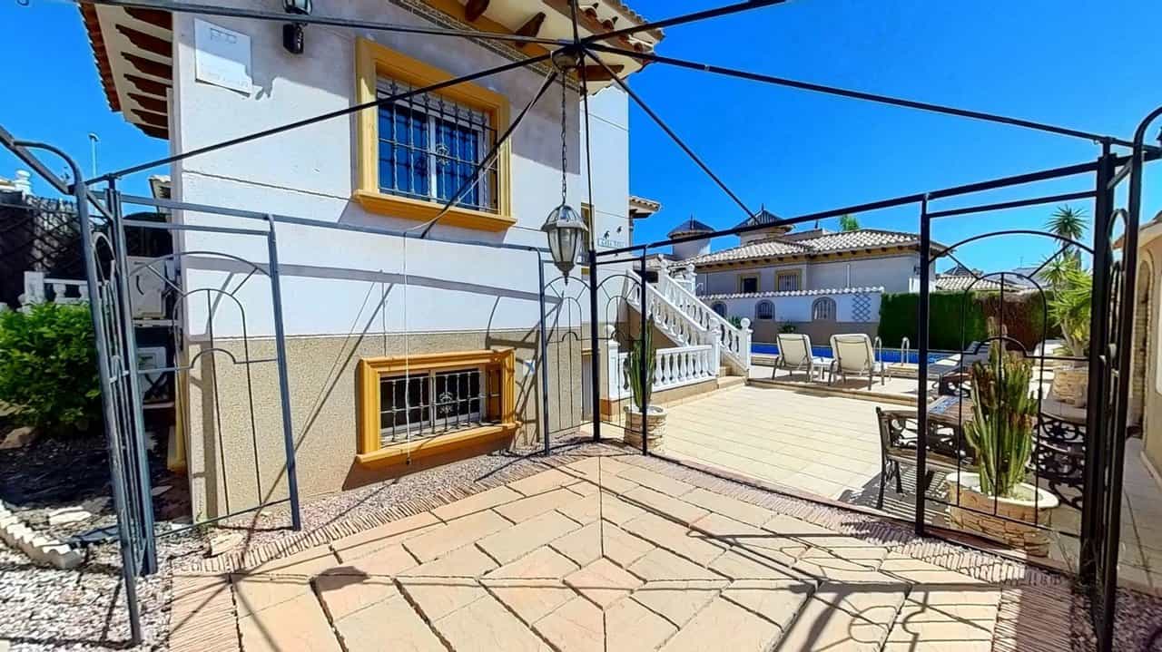 House in Dehesa de Campoamor, Valencian Community 12142462