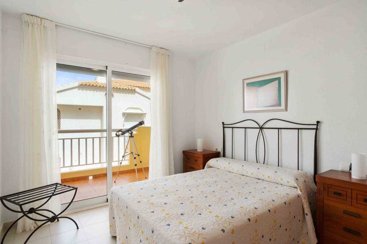 Condominium in Dehesa de Campoamor, Valencian Community 12142464