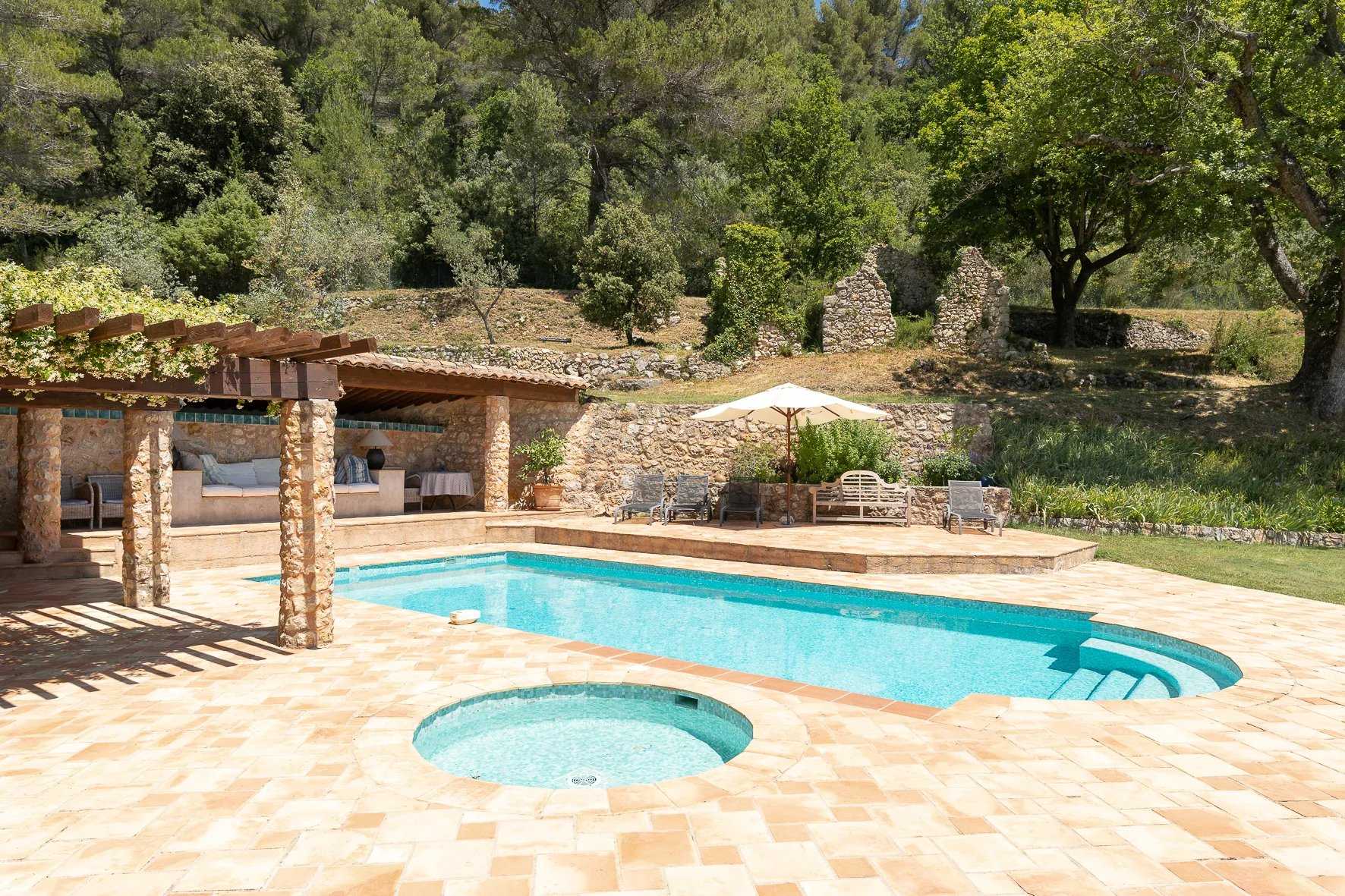 casa en Seillans, Provence-Alpes-Côte d'Azur 12143021