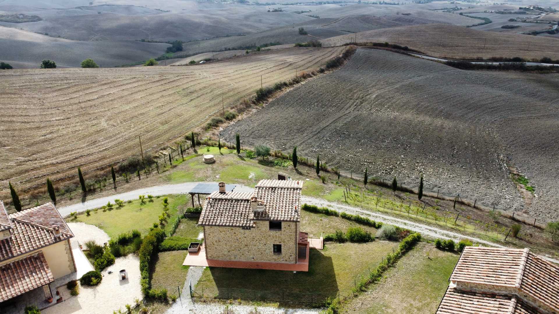 房子 在 Volterra, Tuscany 12143153