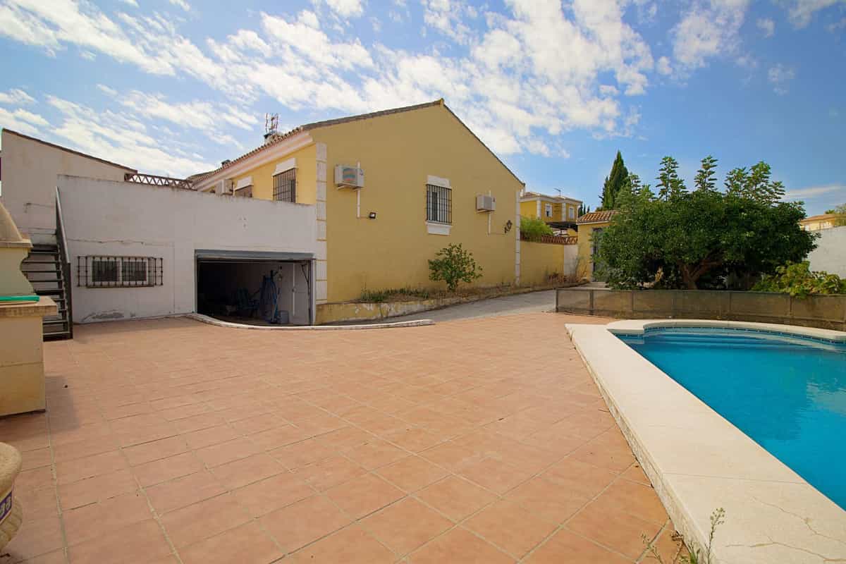 House in Coín, Andalusia 12143328