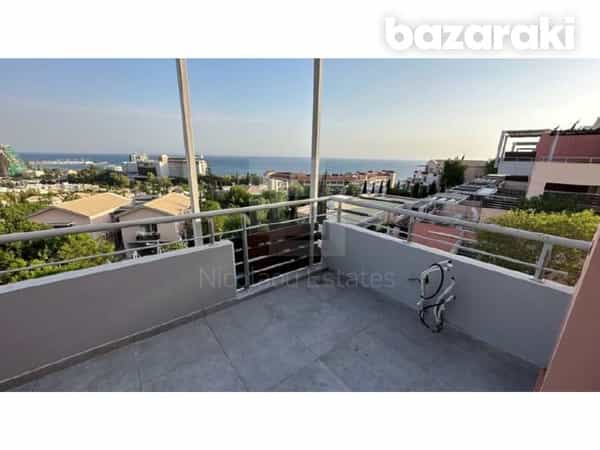 Condominium dans Agios Tychon, Larnaka 12143705