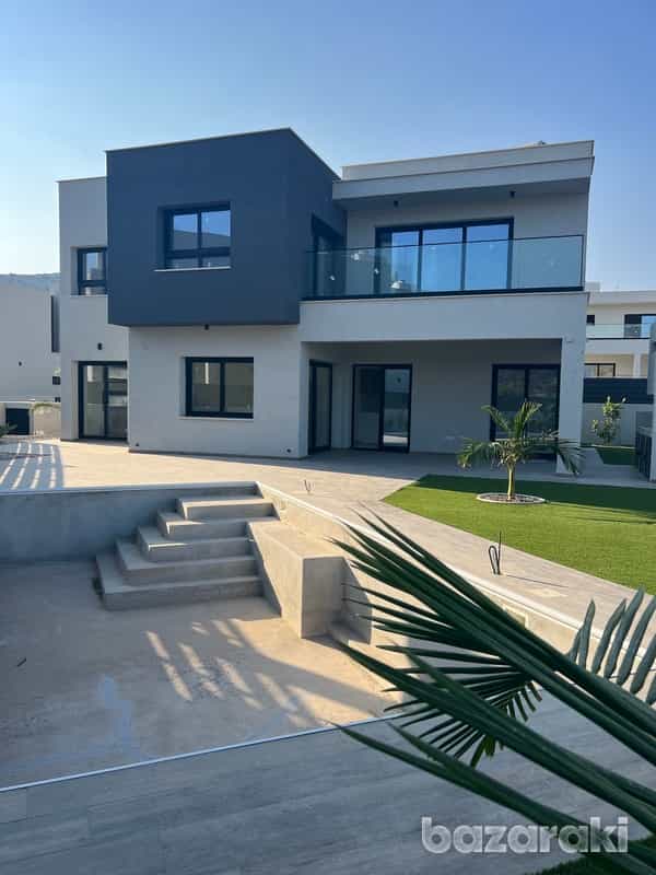 casa no Ágios Tychon, Larnaca 12143871