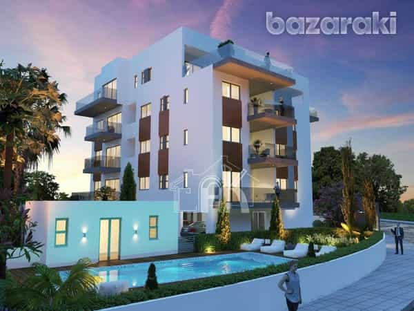 Condominium in Agios Athanasios, Lemesos 12144002