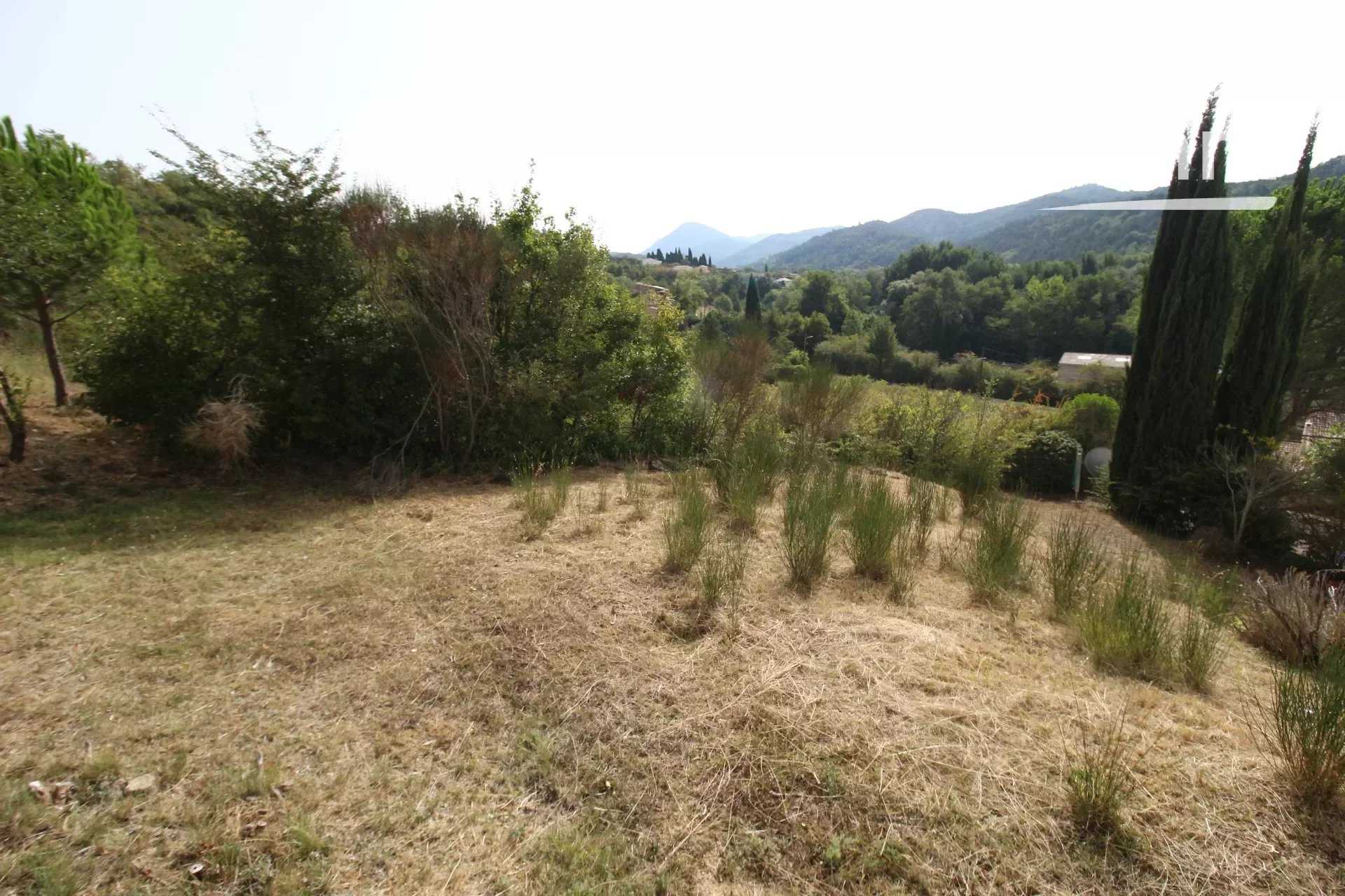 Tanah dalam Montazels, Occitanie 12144253
