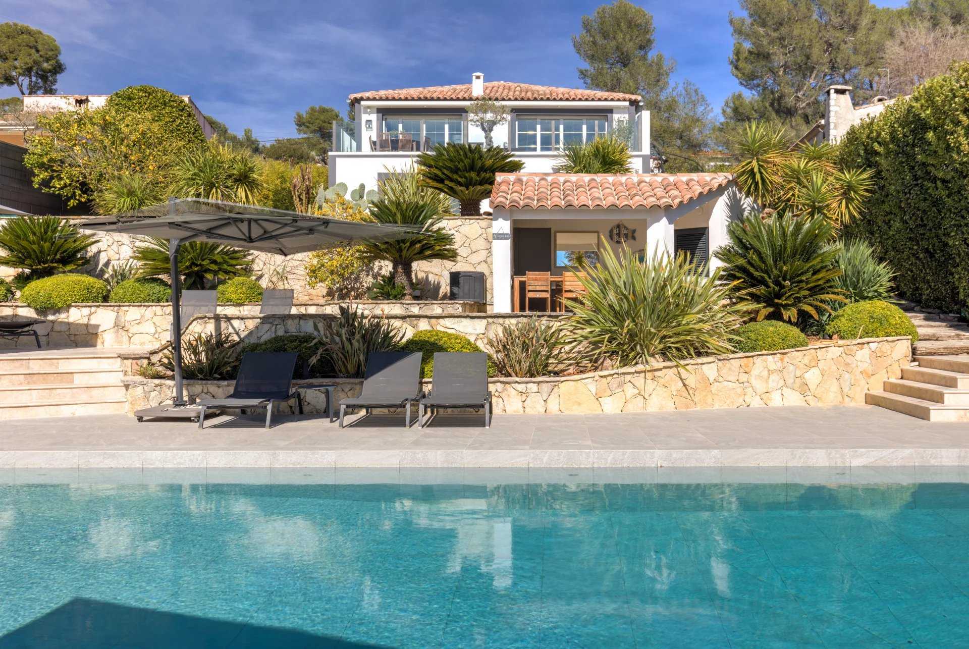 Hus i Biot, Provence-Alpes-Cote d'Azur 12144285
