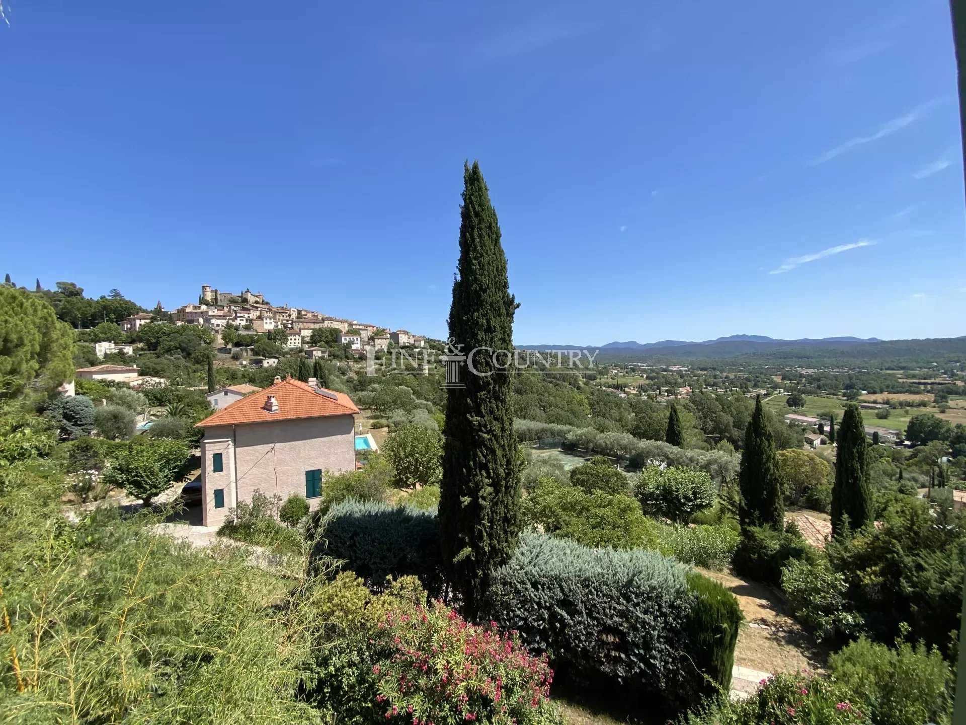 Kondominium dalam Callian, Provence-Alpes-Côte d'Azur 12144651
