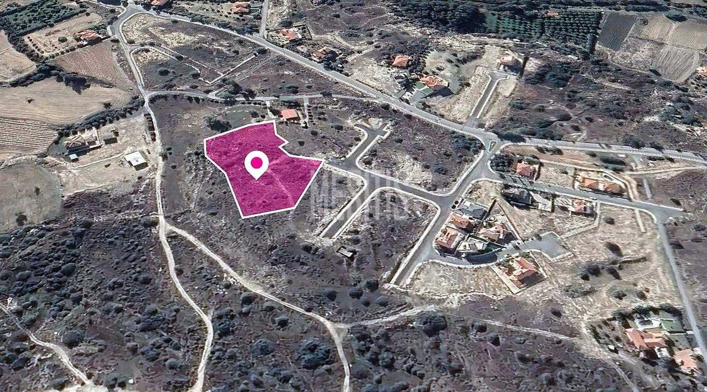 Tanah dalam Pano Lefkara, Larnaka 12145847
