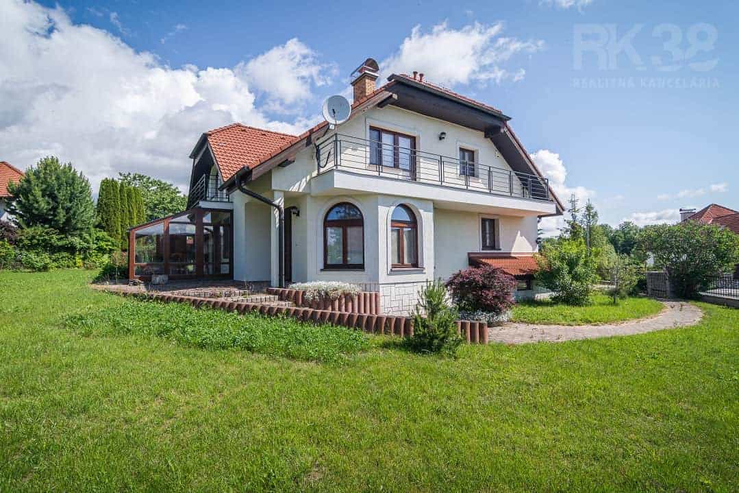 Condominium in Nova Lesna, Presovsky 12146290