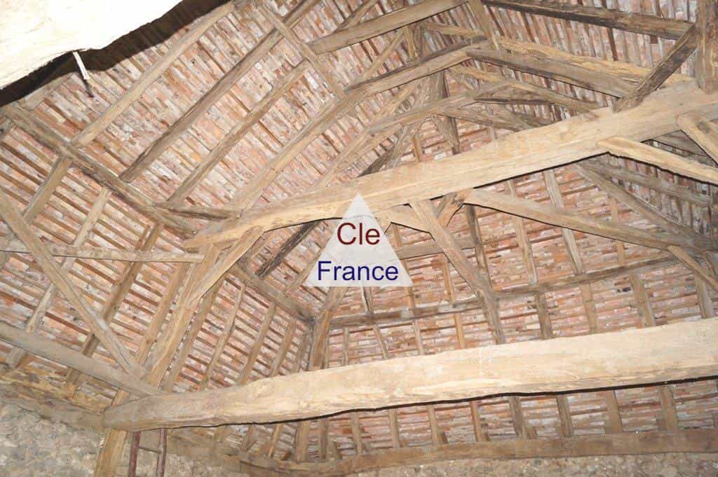 loger dans Les Lèches, Nouvelle-Aquitaine 12146868