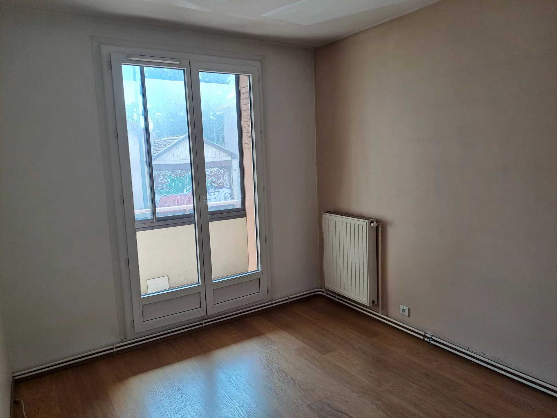 公寓 在 Grenoble, Isère 12147667