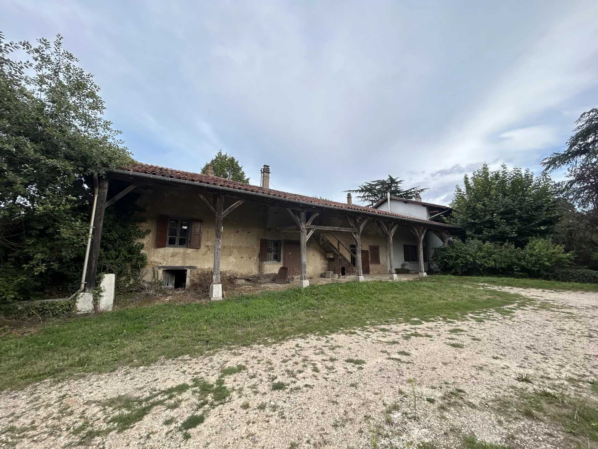 Talo sisään Condeissiat, Auvergne-Rhône-Alpes 12147674