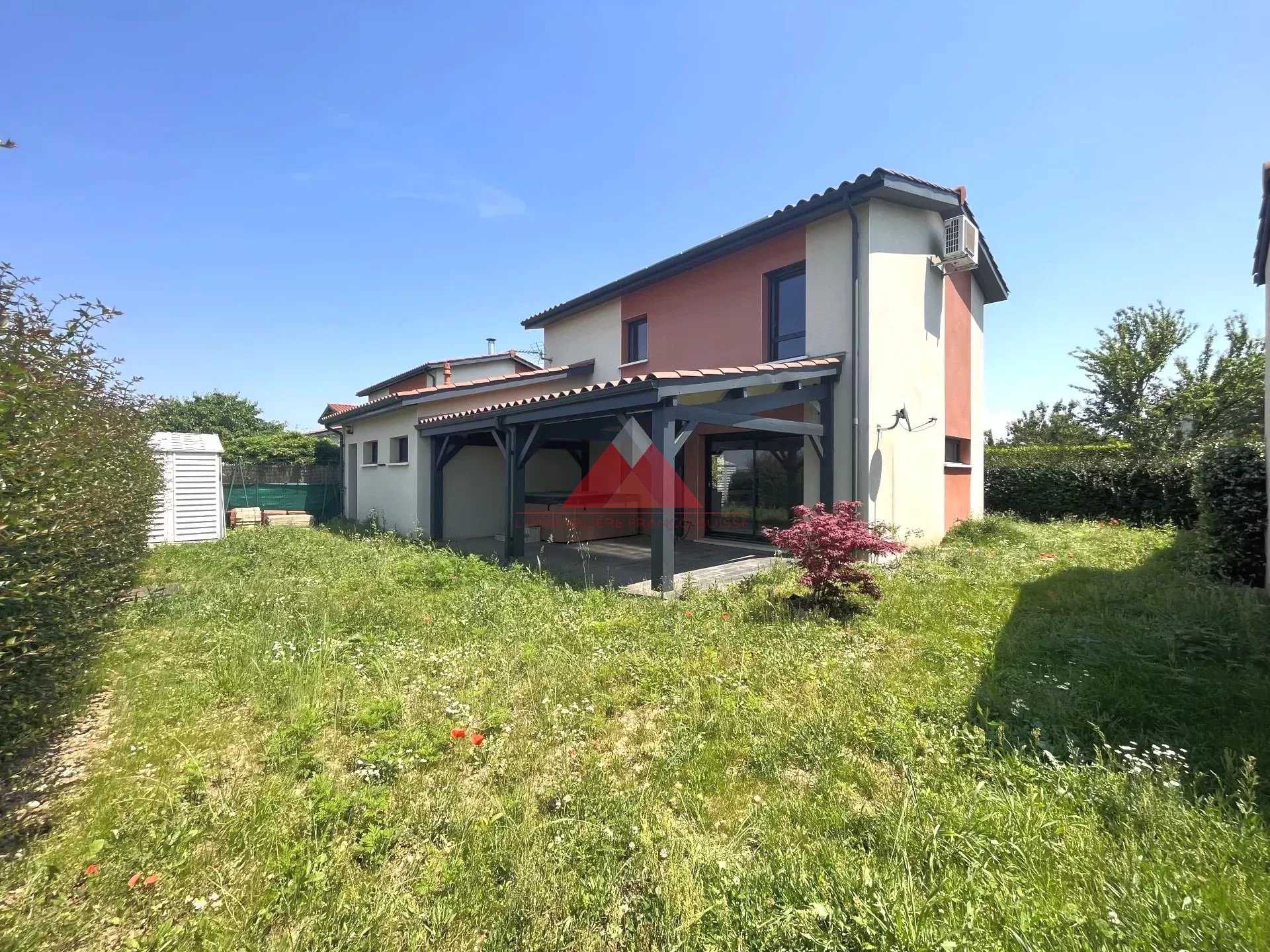 Huis in Mions, Auvergne-Rhone-Alpes 12147735