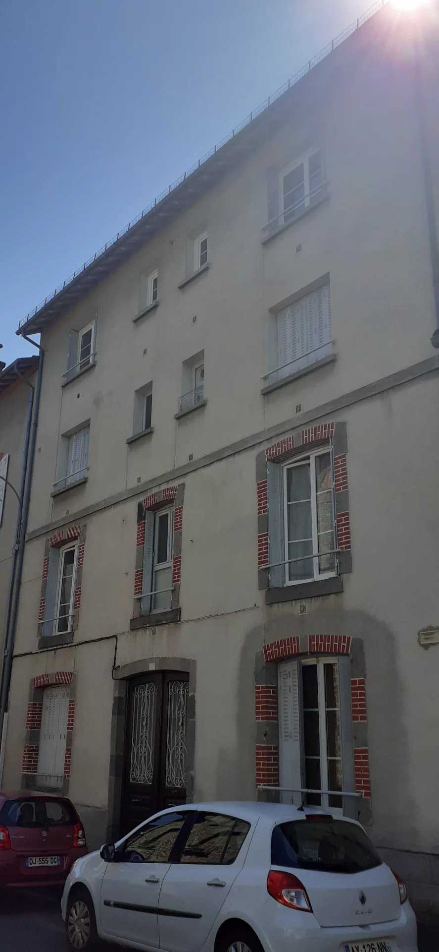 Other in Aurillac, Auvergne-Rhone-Alpes 12147776