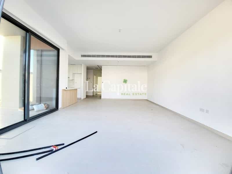 House in , Dubai 12148305
