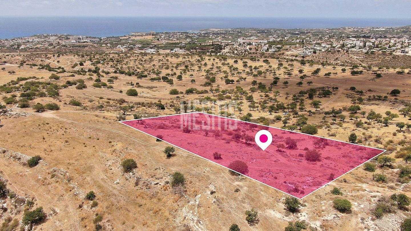 Tanah dalam Pegeia, Pafos 12148767