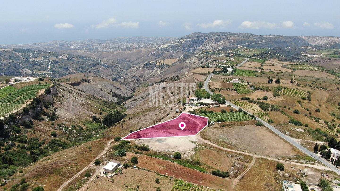 Tanah dalam Pegeia, Pafos 12148787