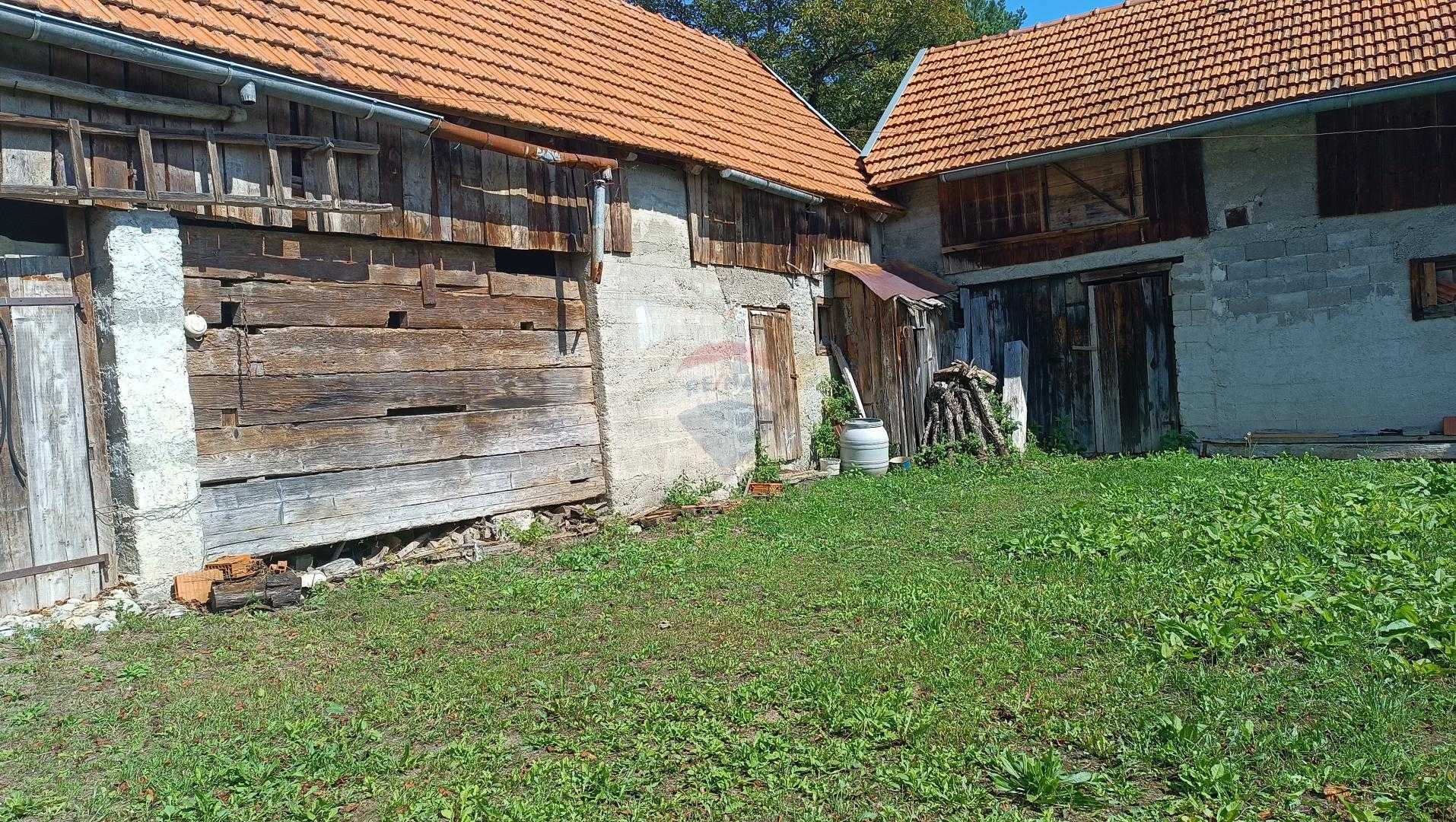 Dom w Kunić, Karlovačka županija 12148833