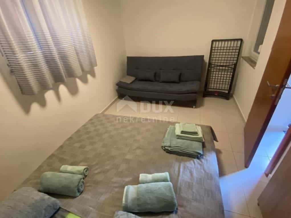 公寓 在 Petrčane, Zadar County 12150575