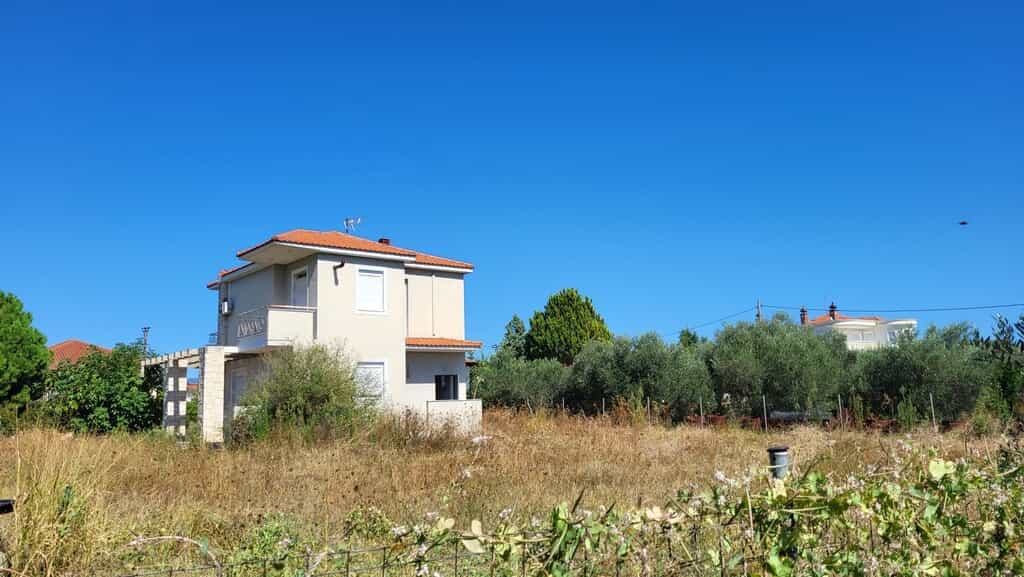House in Portaria,  12150629