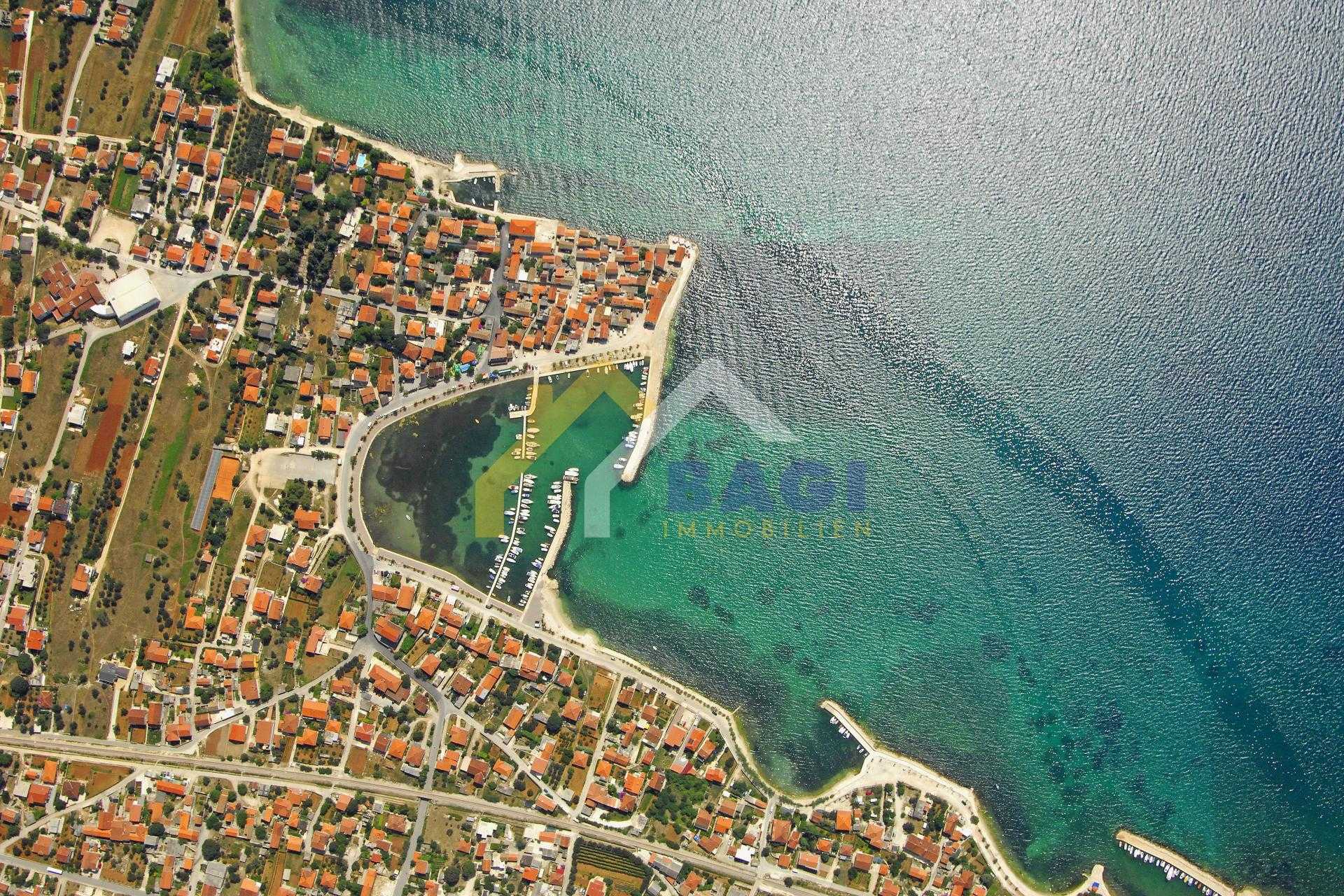 Land in Bibinje, Zadar County 12150759