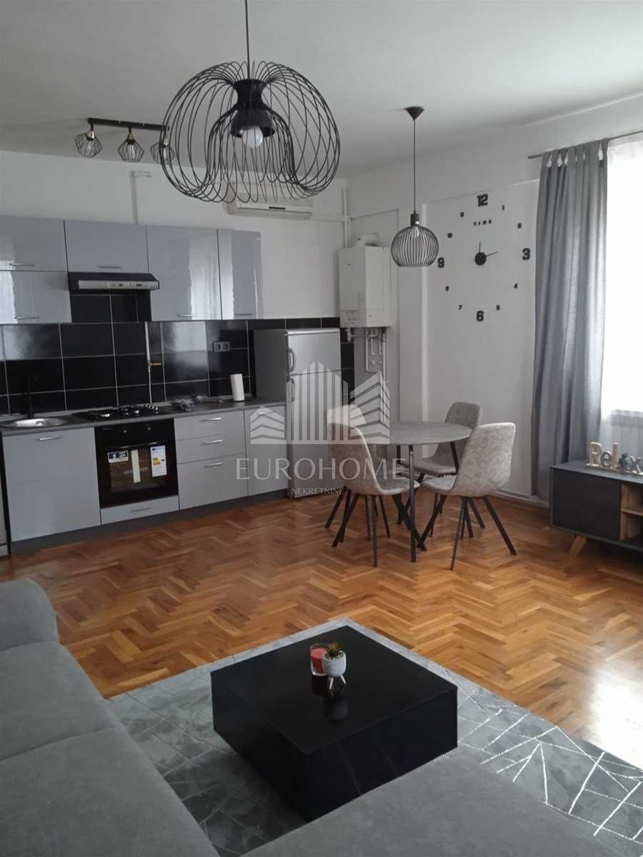 公寓 在 Zagreb, Grad Zagreb 12151084